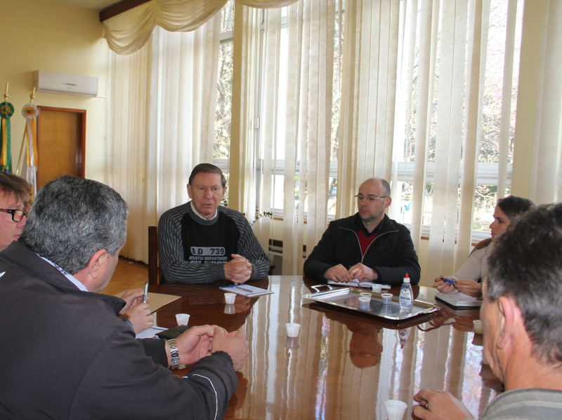 COMISSÃO ORGANIZADORA DA XIV EXPOFEIRA SE REÚNE PARA DISCUTIR SOBRE PPCI